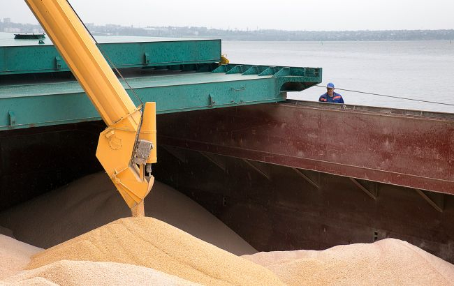 Румунський порт Констанца майже удвічі збільшить перевалку українського зерна – Reuters
