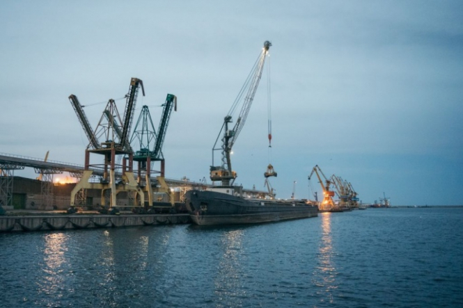 В портах Одещини починають формувати каравани із зерном