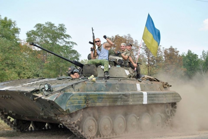 Операція зі звільнення від бойовиків Ясинуватої під Донецьком йде до завершення, - прес-центр АТО