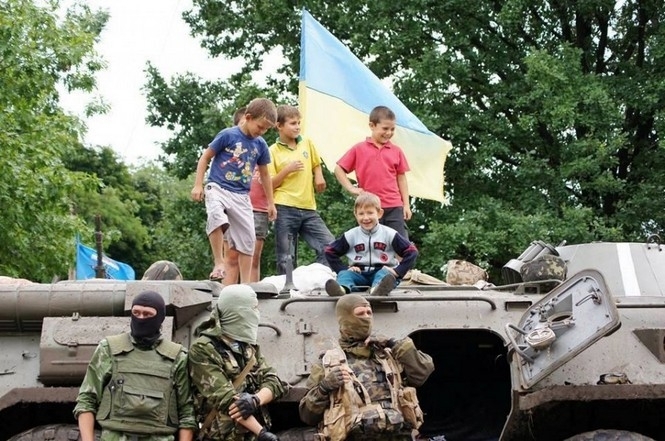 В результате войны на Донбассе в течение двух лет погибло 68 детей, - Парубий