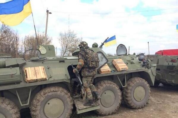 Украинские военные в Мариуполе отразили атаку террористов