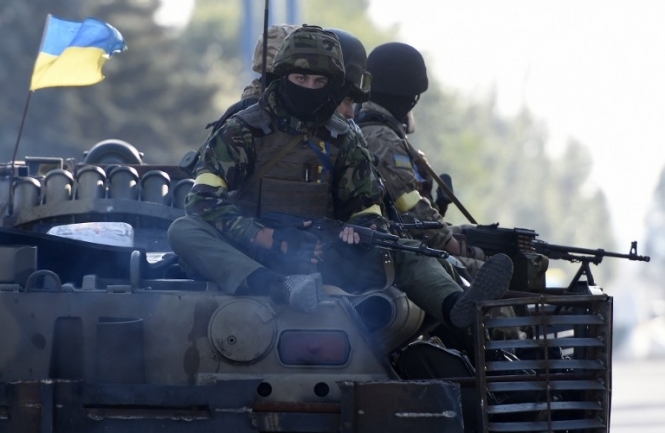 Українських військових обстрілюють з артилерії біля Дебальцевого