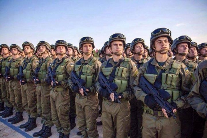 Численность Вооруженных Сил Украины увеличат, - министр обороны