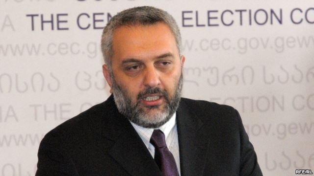 Напередодні виборів глава Центрвиборчкому Грузії подав у відставку