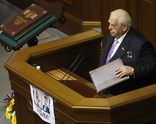 Впервые за 29 лет в парламенте не будет Звягильского