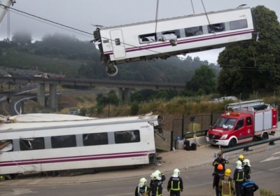 Іспанський машиніст визнав свою провину в залізничній катастрофі і загибелі людей