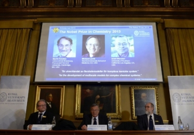 Нобелівську премію з хімії отримали троє вчених зі США 
