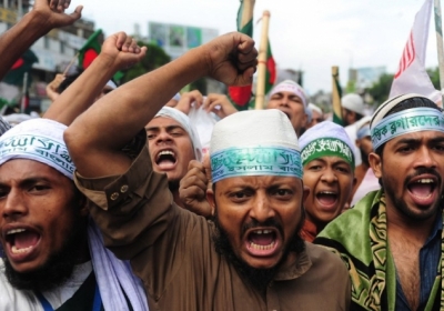 Сутички у Бангладеш: ісламісти вимагали стратити блогерів 