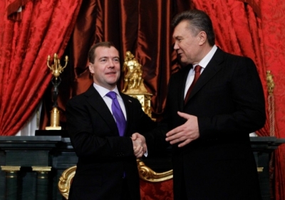 Дмитро Медведєв, Віктор Янукович. Фото: AFP