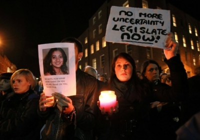 Ірландія перегляне закон про аборти