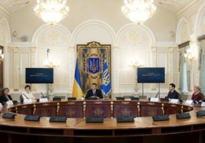 Великобритания заморозила активы Януковича и 17 его подопечных 
