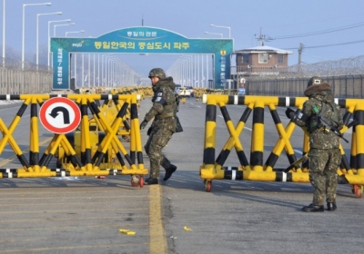 Південна Корея виводить весь персонал із зони Кесон