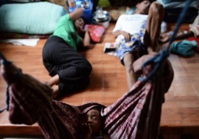 Останній притулок для ВІЛ-інфікованих у М’янмі: життя за одяг