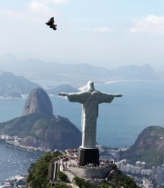 Бразилия объявила траур из-за авиакатастрофы