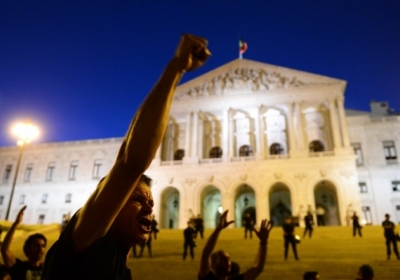 У Португалії протестують проти різкого підвищення податків