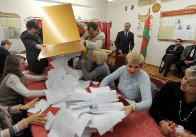 ЦВК Білорусі: Явка на виборах перевищила 50%