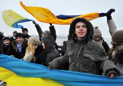 Україна відзначає День Соборності, Янукович хоче в Європу, а 