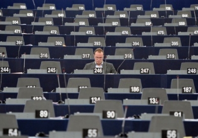 Фон дер Ляєн збирається винагородити Францію впливовішою посадою в ЄС після виходу Бретона – Politico

