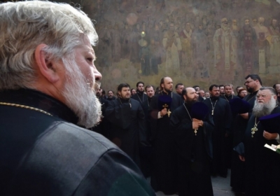 У Криму священики РПЦ відправляють дітей в табори, де їх 