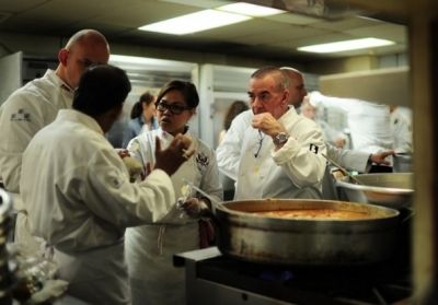 У КНДР можуть ув'язнити за приготування південнокорейської страви