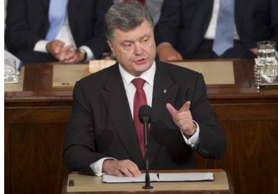 Обама согласился расширить сотрудничество с Украиной в сфере обороны, - Порошенко 