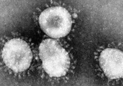Коронавірусом у Китаї заразилися понад 20 тисяч осіб, 425 померли