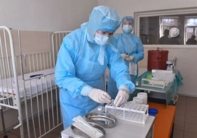 С начала пандемии в Украине провели около 1,7 млн ПЦР-тестов