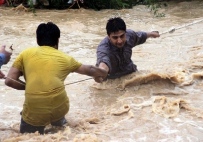Від сильних дощів у Пакистані загинуло 130 осіб