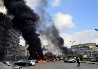 Єгипет протестує: ісламісти підпалили урядову будівлю