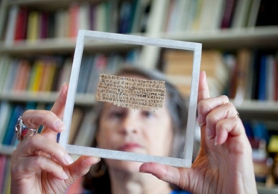Вчені знайшли згадку про дружину Христа у стародавньому тексті