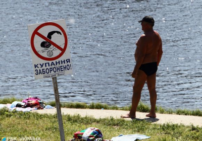 На пляжах Києва не рекомендують купатися