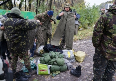 Волонтеры борются за трезвость в рядах украинских военных: нетрезвым не будут выдавать помощь