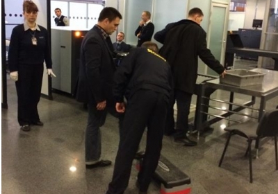 Климкин не пользуется дипломатической неприкосновенностью и проходит стандартный обыск в аэропортах