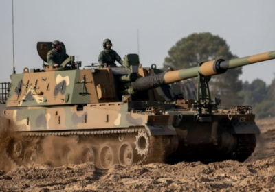 В Польщу доїхали чергові танки і гаубиці з Південної Кореї