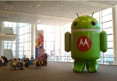 Google скоротить підрозділ Motorola Mobility