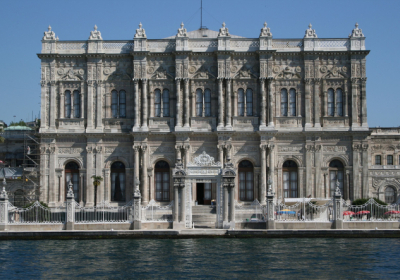 російська делегація прибула на перемовини в Стамбул

