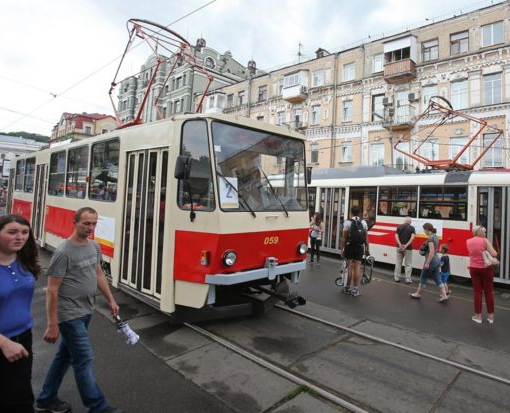 В Киеве парадом отметили 125-летие городского трамвая, - ФОТО