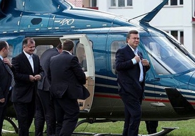 Янукович два роки літав нелегально на своєму вертольоті (документ)