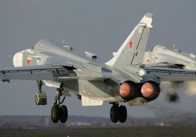Российские самолеты отрабатывают авиаудары по Украине в небе над Беларусью, - Минобороны