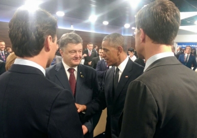 Порошенко встретился с Обамой на саммите НАТО