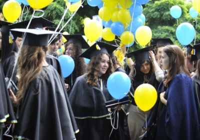 Міносвіти подарує випускникам англомовні додатки до дипломів