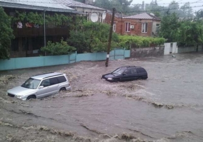 Наводнение в Грузии: Ливни затопили города черноморского побережья (фото, видео)