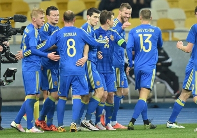 Сборная Украины в результативном матче обыграла Румынию