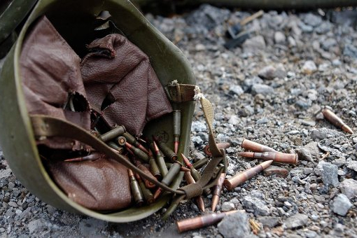АТО: 19 обстрелов с начала суток, один украинский военный погиб