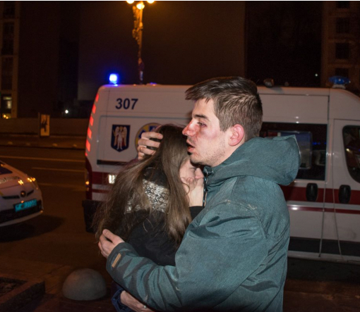 Працівники піцерії в Києві побили відвідувачів, – ФОТО, ВІДЕО