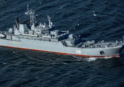 Після інциденту з дронами біля Данії помітили військовий корабель рф