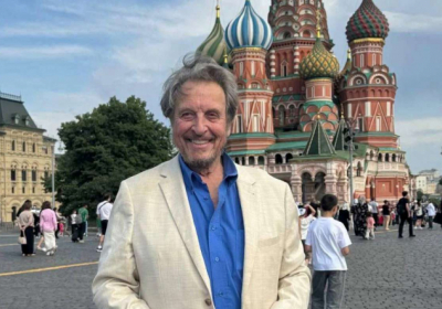 Маск намагався купити ракету в росії, але йому не повірили – заявив його батько в москві