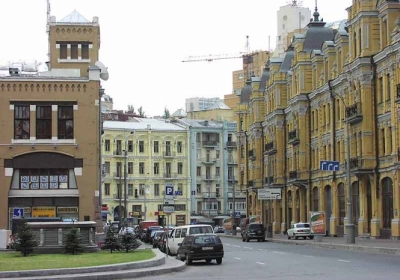 У Києві з'являться окремі смуги для громадського транспорту