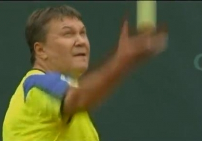 Журналісти змалювали спортивні успіхи Януковича-тенісиста (відео)