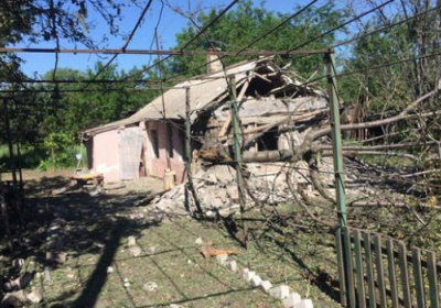 В Донецкой области боевики обстреляли два села: повреждено улицы, подстанцию, общежитие и дома
